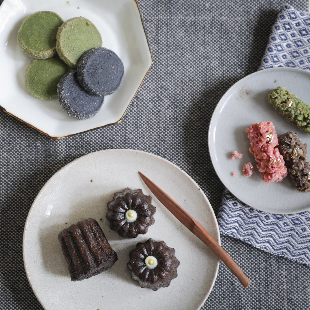 Limited Edition Seasonal Special | Vegan 24K Pure Gold Crunch Chocolate | Matcha, Hojicha & Raspberry