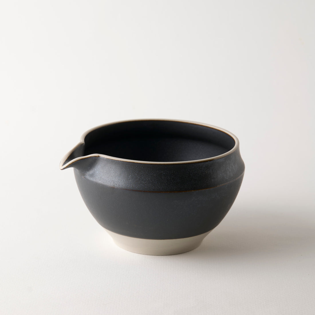 Katakuchi Matcha Bowl - Black