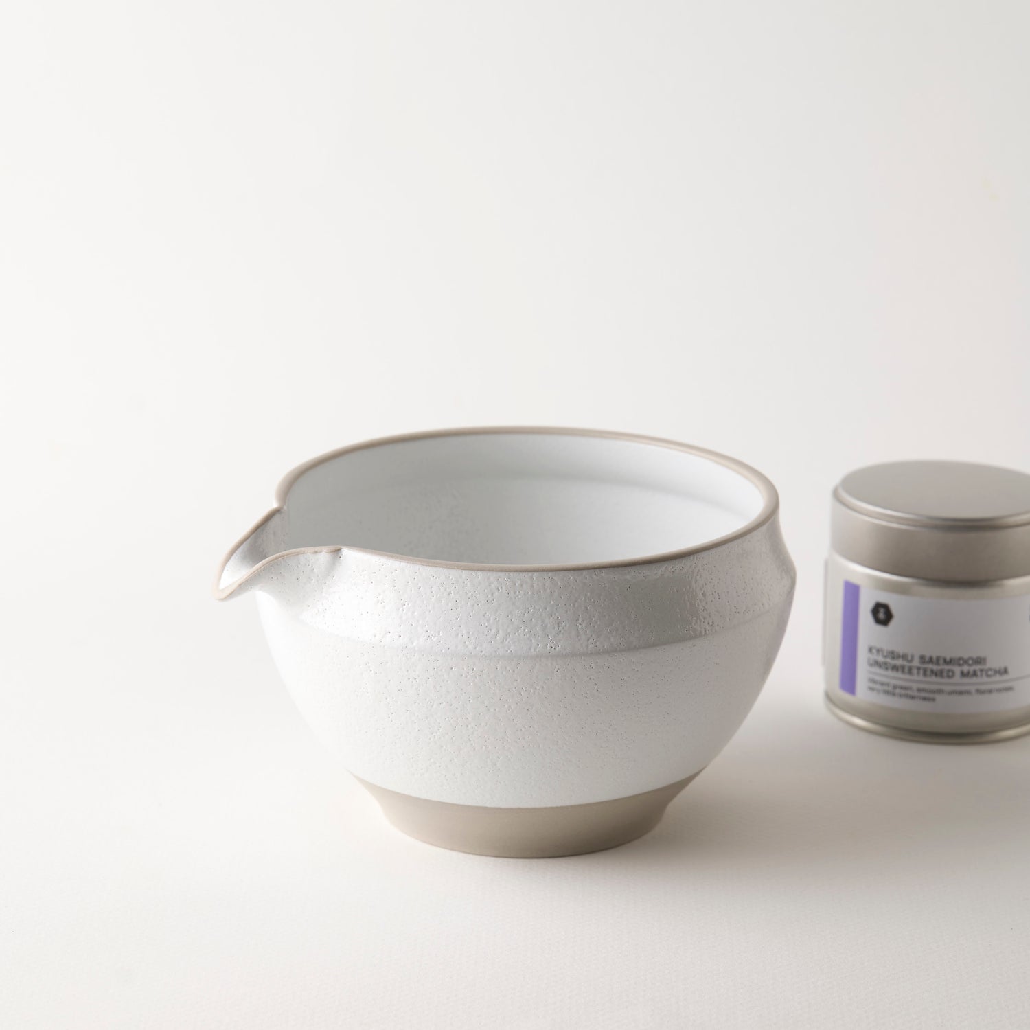 Katakuchi Matcha Bowl - White