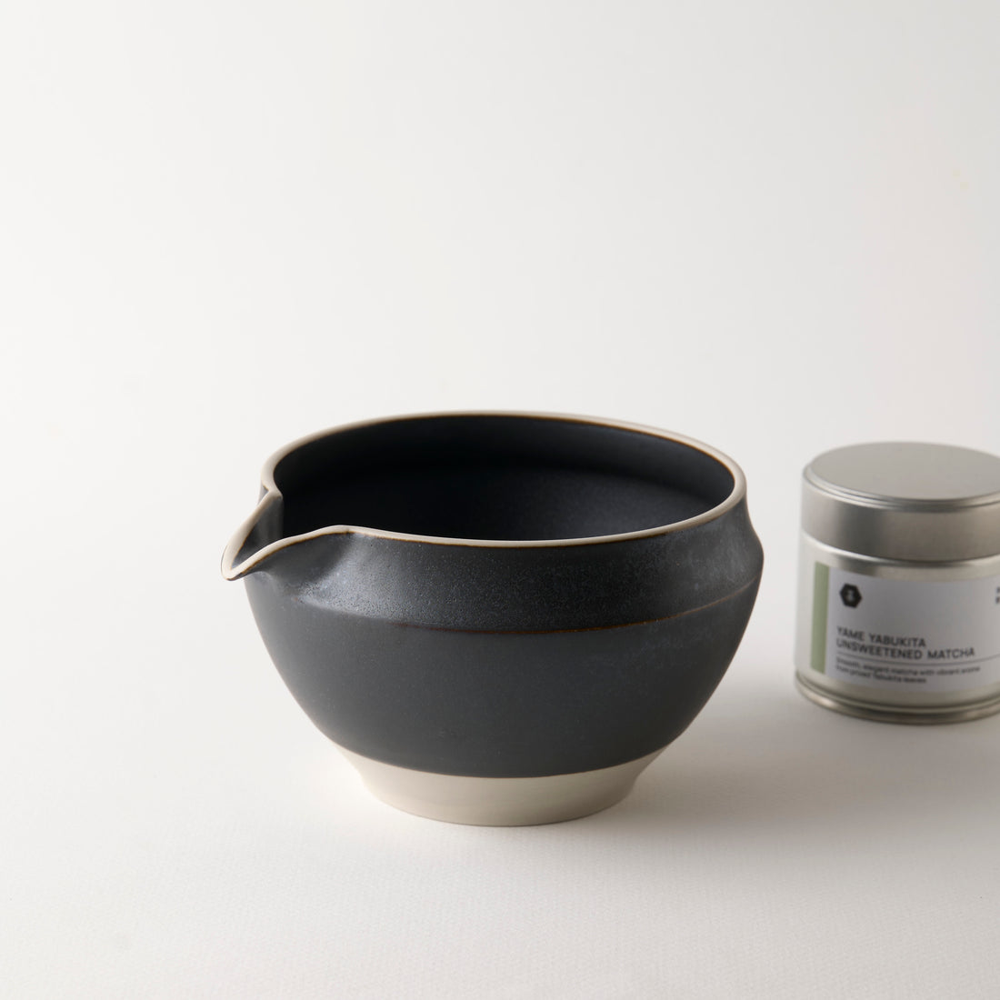 Katakuchi Matcha Bowl - Black