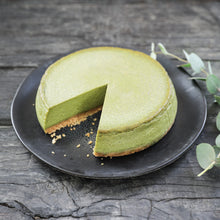 Load image into Gallery viewer, Matcha Cheesecake ｜Rich &amp; Fragrant Japanese Green Tea Flavour