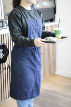 Load image into Gallery viewer, Okayama Selvage Denim Apron | 岡山デニムエプロン