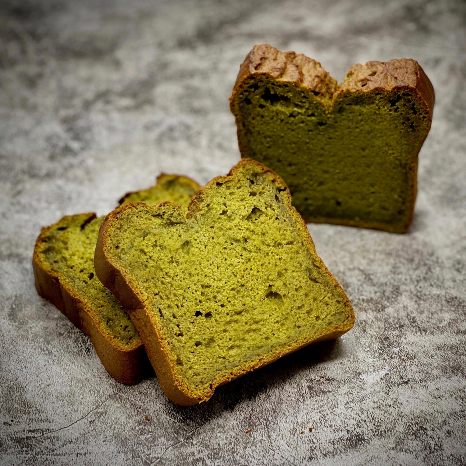 Vegan Matcha Loaf Cake – Naturally Sweetened with Banana &amp; Dates | per slice