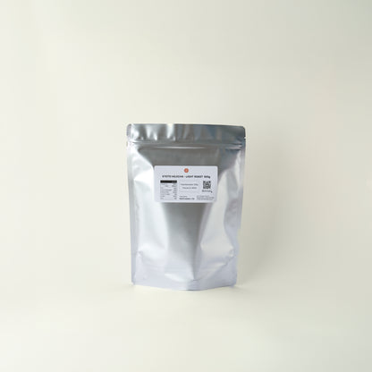MATCHADO Kyoto Ichibancha Hojicha - First Flush Light Roast (Wholesale). Silver foil packaging on a white background. 500g